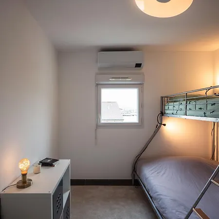 Apartment Flat Carros